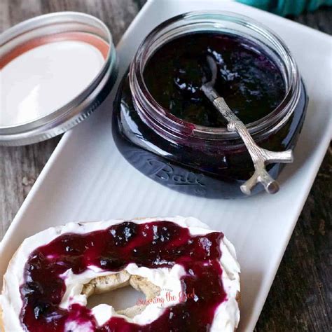 Blueberry Jam Recipe (With Pectin and Canning Instructions).